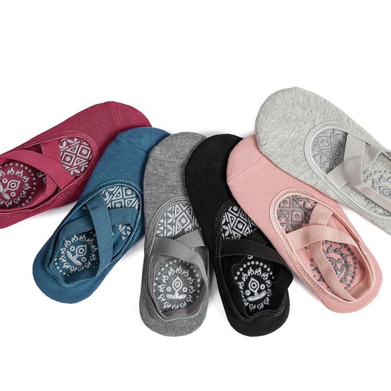 1 pair Pilates Yoga Socks With Professional Silicone Anti-slip Design For Indoor Fitness, Dance, Pilates