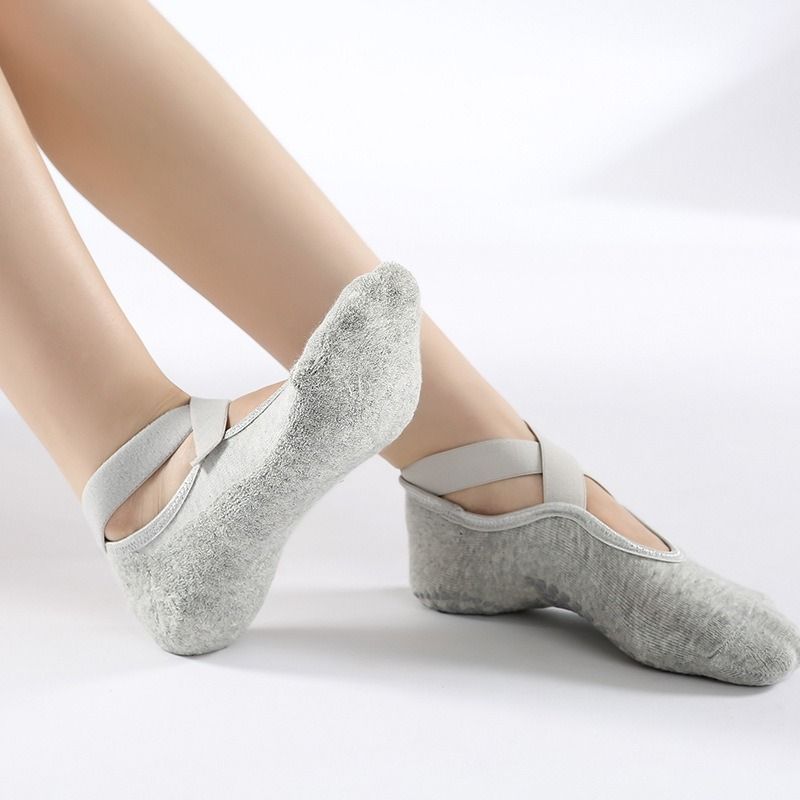 1 pair Pilates Yoga Socks With Professional Silicone Anti-slip Design For Indoor Fitness, Dance, Pilates