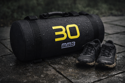 MMB Duna预加重力量沙袋，采用Metaxi加固型重型尼龙背带和提手，内部采用实心球设计，HYROX 